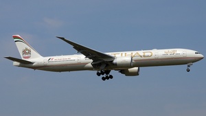 Photo of A6-ETK - Boeing 777-3FX(ER) operated by Etihad Airways