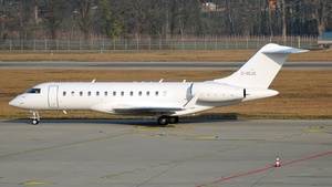 Photo of C-GLUL - Bombardier Global Express XRS operated by Skyservice Business Aviation
