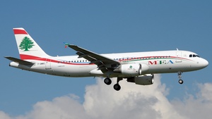 Photo of F-OMRC - Airbus A320-214 operated by MEA Middle East Airlines