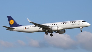 Photo of D-AEBG - Embraer ERJ-195LR operated by Lufthansa CityLine