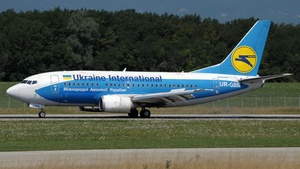 Photo of UR-GBB - Boeing 737-5L9 operated by Ukraine International Airlines