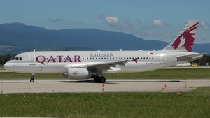 Photo of A7-AHX - Airbus A320-232 operated by Qatar Airways
