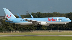 Photo of PH-OYJ - Boeing 767-304(ER) operated by Arkefly