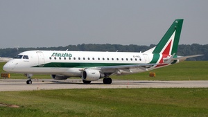 Photo of EI-RDL - Embraer ERJ-175STD operated by Alitalia CityLiner