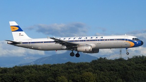 Photo of D-AIRX - Airbus A321-131 operated by Lufthansa