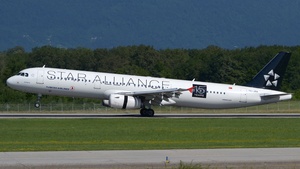 Photo of TC-JRA - Airbus A321-231 operated by Turkish Airlines