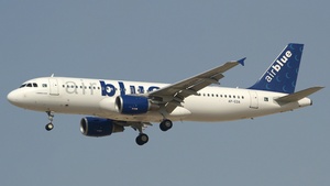 Photo of AP-EDA - Airbus A320-214 operated by Airblue