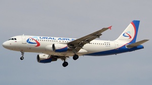 Photo of VQ-BFW - Airbus A320-214 operated by Ural Airlines