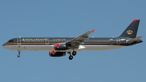 Photo of JY-AYT - Airbus A321-231 operated by Royal Jordanian Airlines