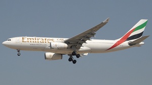 Photo of A6-EAK - Airbus A330-243 operated by Emirates