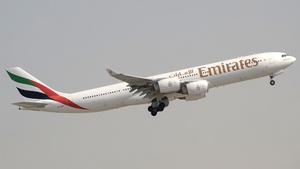 Photo of A6-ERB - Airbus A340-541 operated by Emirates