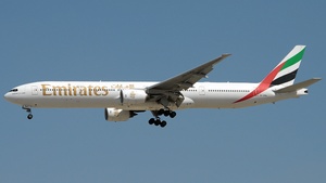Photo with serial 32700 - Boeing 777-31H
