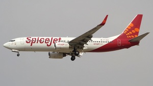 Photo of VT-SGK - Boeing 737-8BK operated by SpiceJet