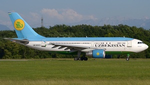 Photo of UK31003 - Airbus A310-324 operated by Uzbekistan Airways