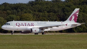 Photo of A7-AHO - Airbus A320-232 operated by Qatar Airways