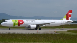 Photo of CS-TJE - Airbus A321-211 operated by TAP Air Portugal