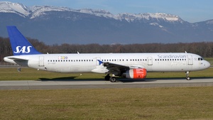 Photo of OY-KBF - Airbus A321-232 operated by SAS Scandinavian Airlines
