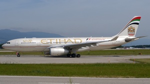Photo of A6-EYP - Airbus A330-243 operated by Etihad Airways