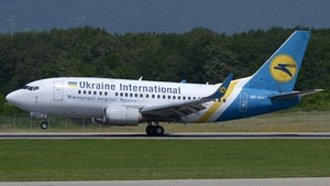 Photo of UR-GAT - Boeing 737-528 operated by Ukraine International Airlines