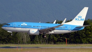 Photo of PH-BGT - Boeing 737-7K2 operated by KLM Royal Dutch Airlines