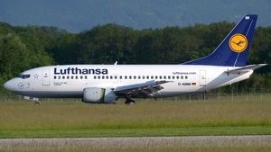 Photo of D-ABIM - Boeing 737-530 operated by Lufthansa