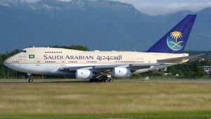 Photo of HZ-HM1B - Boeing 747SP-68 operated by Saudi Royal Flight