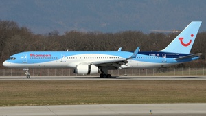 Photo of G-OOBD - Boeing 757-28A operated by Thomson Airways