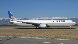 Photo of N76062 - Boeing 767-424(ER) operated by United Airlines