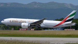 Photo of A6-EWB - Boeing 777-21H(LR) operated by Emirates