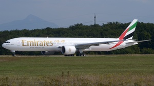 Photo of A6-EGY - Boeing 777-31H(ER) operated by Emirates