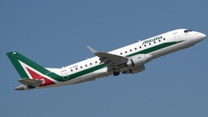 Photo of EI-RDB - Embraer ERJ-175STD operated by Alitalia CityLiner