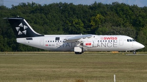 Photo of HB-IYU - British Aerospace Avro RJ100 operated by Swiss International Air Lines