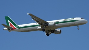 Photo with serial 1220 - Airbus A321-112