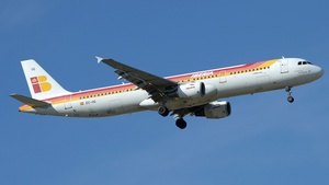Photo of EC-IIG - Airbus A321-211 operated by Iberia
