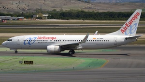 Photo of EC-HKR - Boeing 737-85P operated by Air Europa