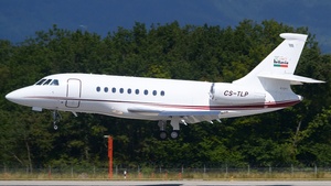 Photo of CS-TLP - Dassault Falcon 2000EX operated by Heliavia Transporte Aéreo