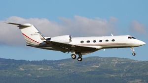 Photo of N275DJ - Gulfstream GIV operated by Private