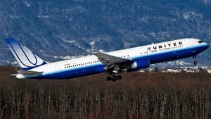 Photo of N658UA - Boeing 767-322(ER) operated by United Airlines