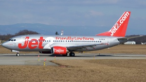 Photo of G-CELA - Boeing 737-377(BDQC) operated by Jet2