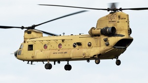 Photo of 13-08134 - Boeing Vertol CH-47F Chinook operated by US Army