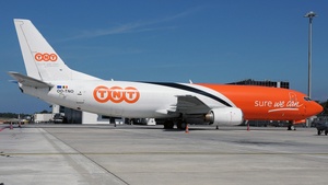Photo of OO-TNO - Boeing 737-49R(BDSF) operated by TNT Airways