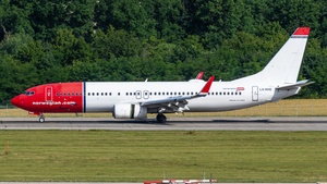 Photo of LN-NHE - Boeing 737-8JP operated by Norwegian Air Shuttle