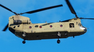 Photo of 15-08176 - Boeing Vertol CH-47F Chinook operated by US Army
