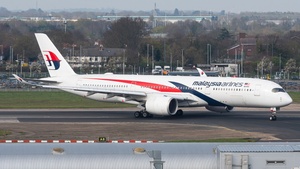 Photo of 9M-MAE - Airbus A350-941 operated by Malaysia Airlines