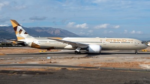 Photo of A6-BMJ - Boeing 787-10 Dreamliner operated by Etihad Airways