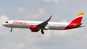 Photo of EC-OCH - Airbus A321-271NX operated by Iberia Express
