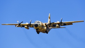 Photo of SU-BEW - Lockheed C-130H Hercules operated by Egyptian Air Force