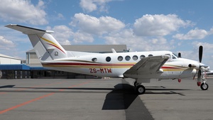Photo of ZS-MTW - Beechcraft B200 Super King Air operated by Private