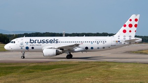 Photo of OO-SNK - Airbus A320-214 operated by Brussels Airlines