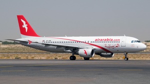 Photo of A6-ABE - Airbus A320-214 operated by Air Arabia